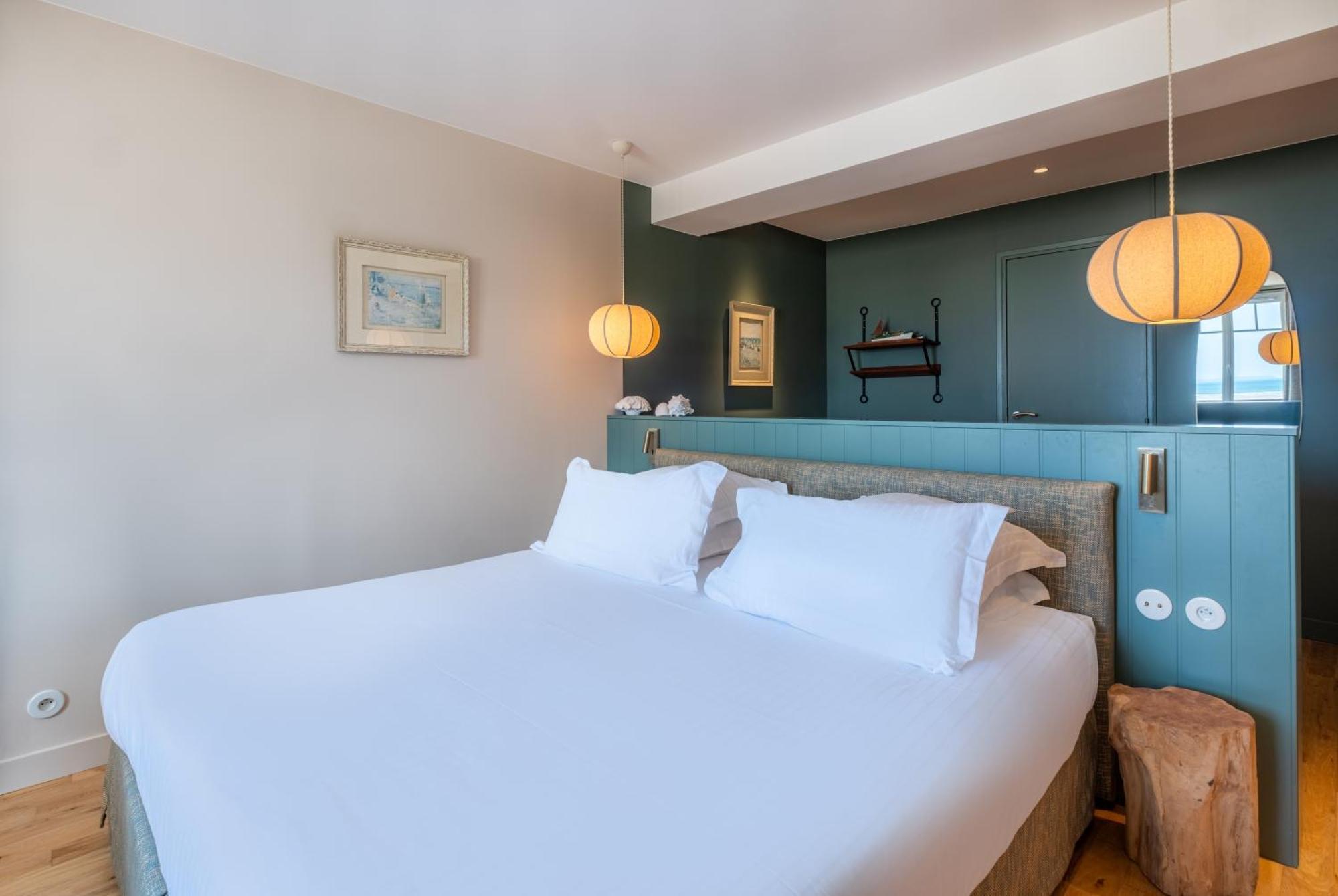 Hotel De La Plage Плоневе-Порзэ Экстерьер фото